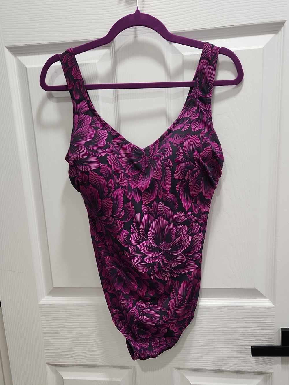 Swimsuits For All Black One-Piece with Bright Pink Floral Swirl Sz 18
